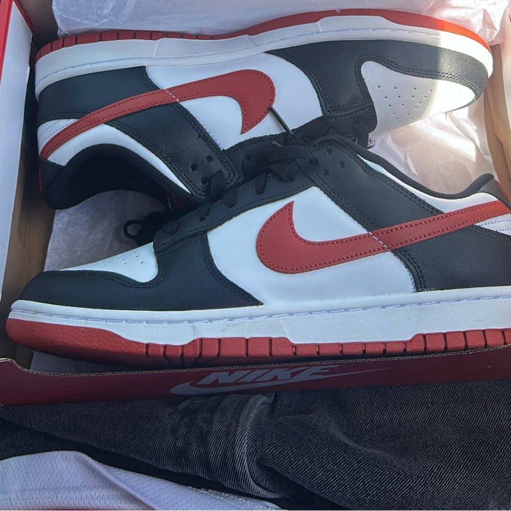 Nike Men's Blue, White, and Red Sneakers